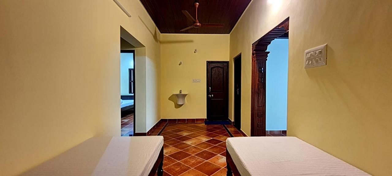Coastal Hideoout Family Cottages Malpe Exteriör bild